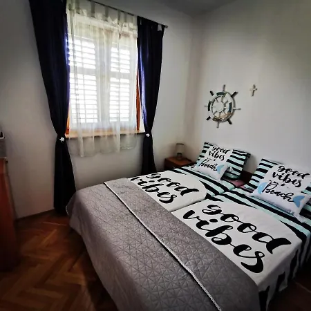 Apartament Santa Eufemia 10min Walk To City & Free Garage Parking Rovinj