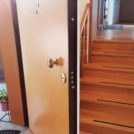Apartament Santa Eufemia 10min Walk To City & Free Garage Parking *